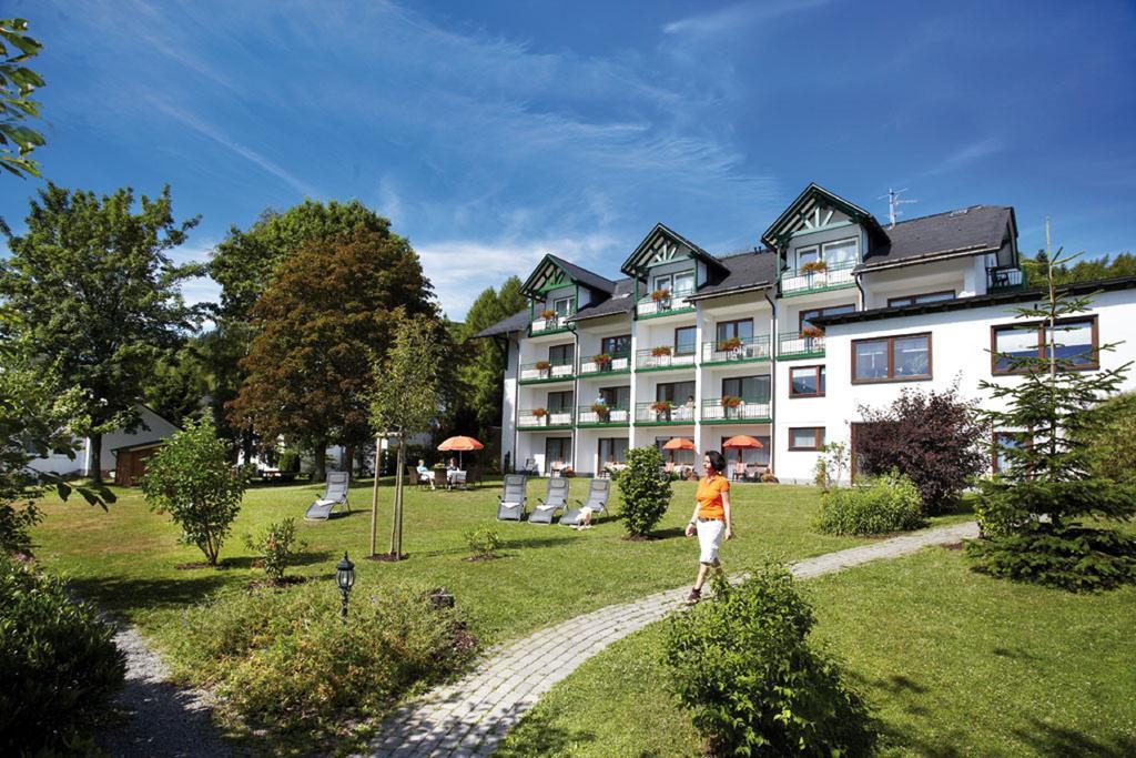 Hotel & Ferienappartements Edelweiss Willingen  Εξωτερικό φωτογραφία