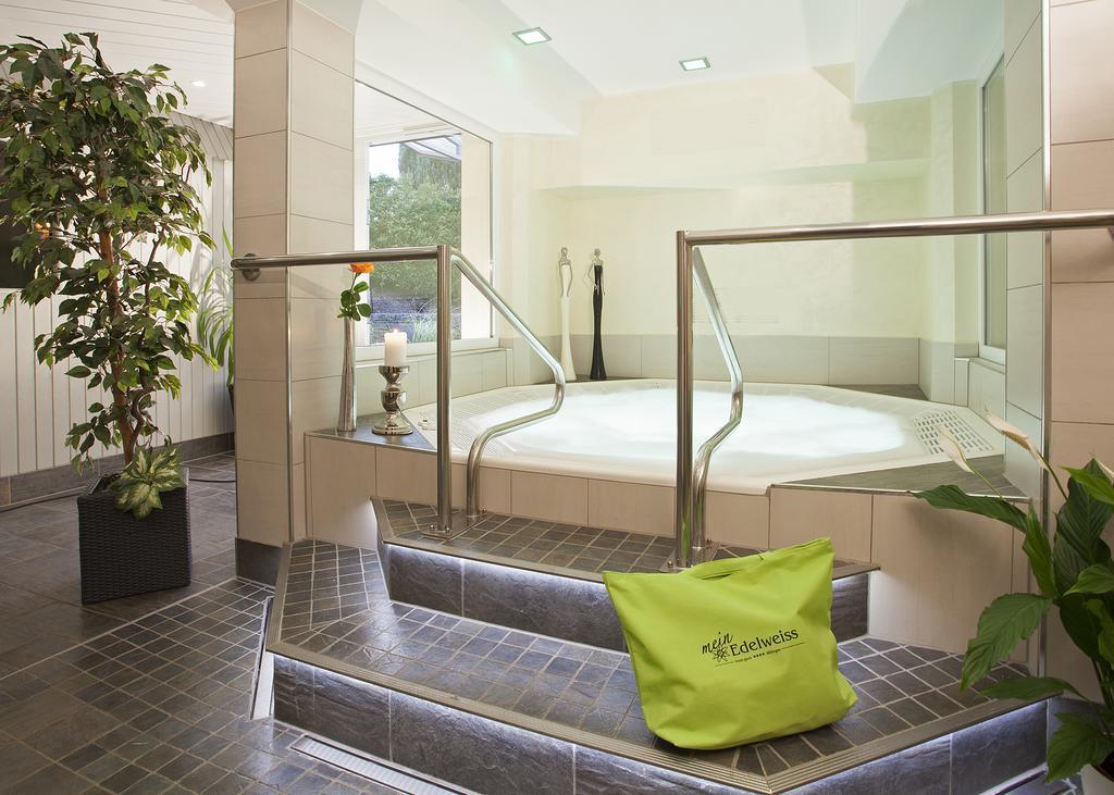 Hotel & Ferienappartements Edelweiss Willingen  Εξωτερικό φωτογραφία